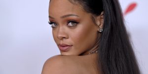 Rihanna desearía volver a ser virgen